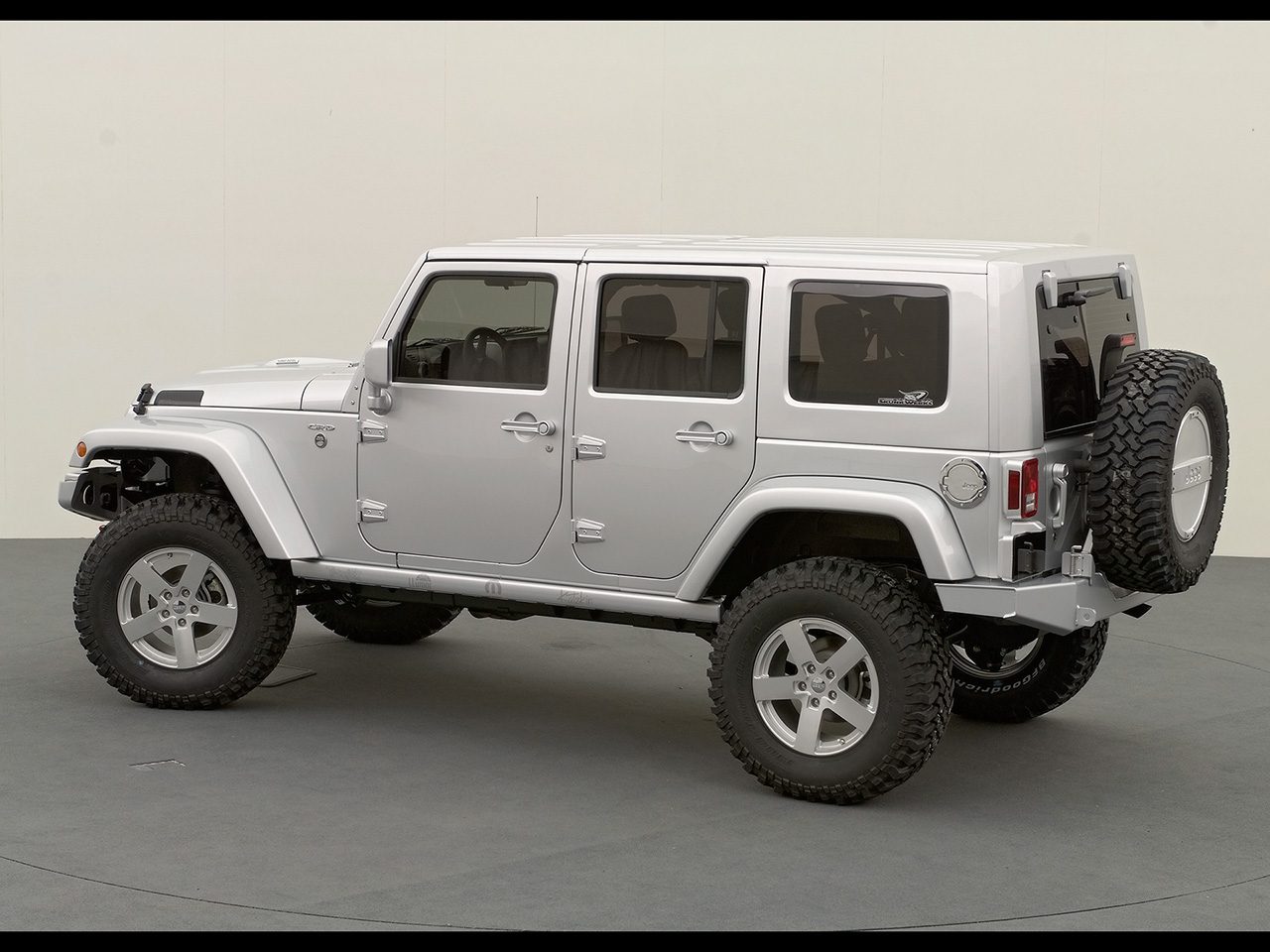 White jeep wrangler #4